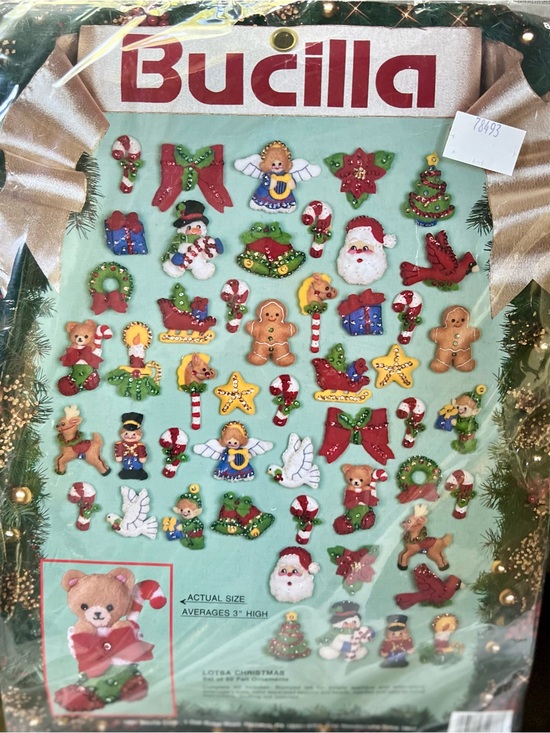 Bucilla Other - Bucilla Vintage Lotsa Christmas Felt Applique Kit Makes 50 Ornaments